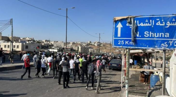 Roya News Video Massive Demonstrations Emerge Across Jordan In