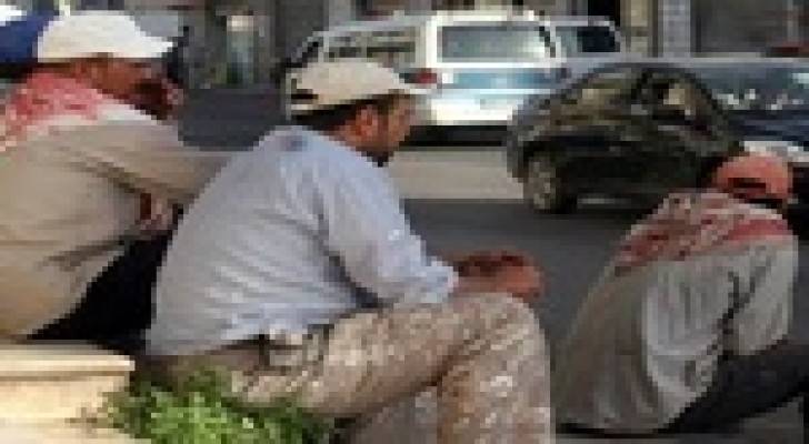 وزير العمل: مزاحمة شديدة من الوافدين للعمال الاردنيين