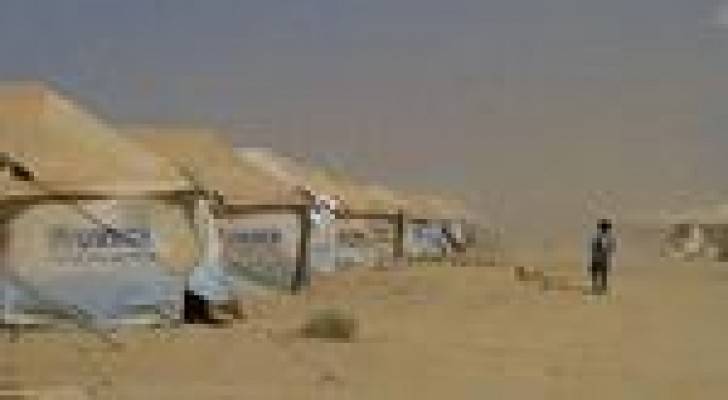 بحث إنشاء مركز تسجيل جديد للاجئين السوريين في مخيم الأزرق