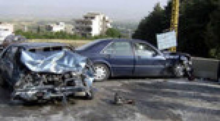 عمان : إصابة 4 أشخاص في حادث على اشارة الصوامع