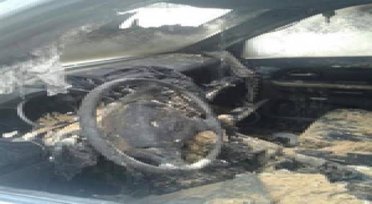 احتراق سيارة رئيس بلدية الهاشمية بالزرقاء