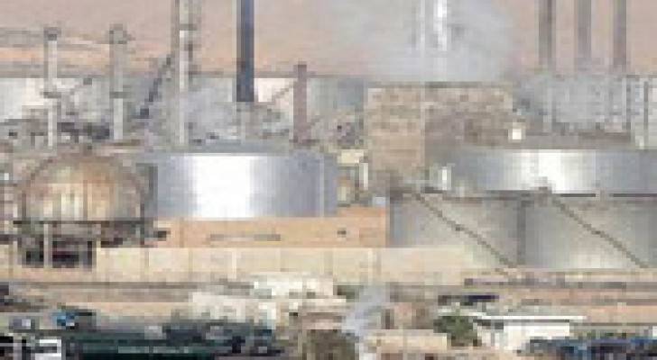 مهندسو المصفاة يعتصمون أمام مقر الشركة في الرينبو
