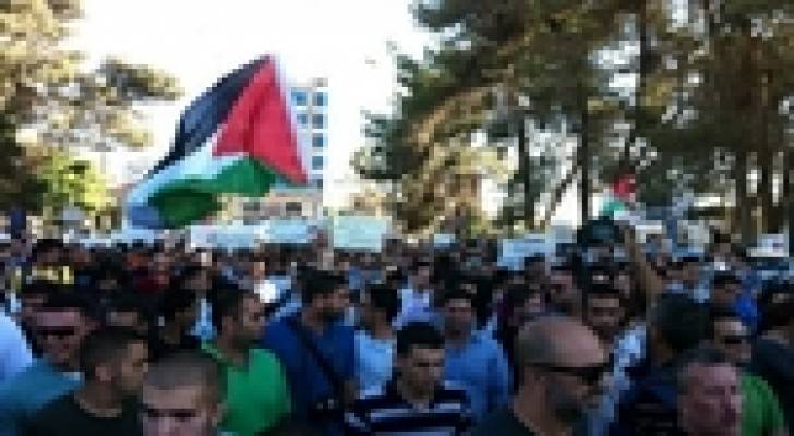 الضفة الغربية : اصابة العشرات  جراء قمع الاحتلال للمسيرات