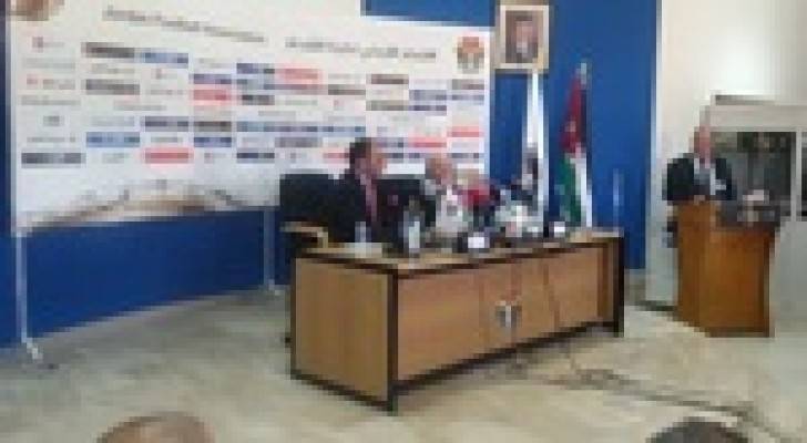 بلاتر يهنئ الوحدات ببطولة الدوري