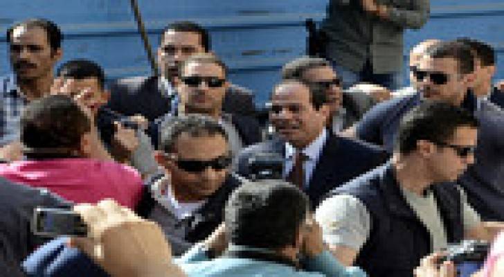 السيسي وصباحي يدليان بصوتهما في انتخابات الرئاسة المصرية