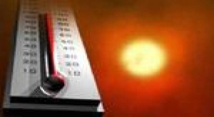 الجمعة : أجواء حارة وتحذيرات من ضربات الشمس