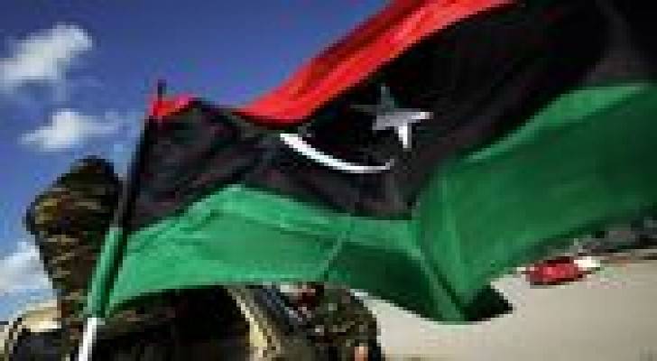 ليبيا : حكومة الثني ترفض تسليم مقاليد الحكم الى حكومة احمد معيتيق