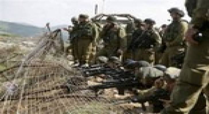 يديعوت: جيش الاحتلال يحشد قوات كبيرة على حدود غزة لاحتمال توسيع العملية