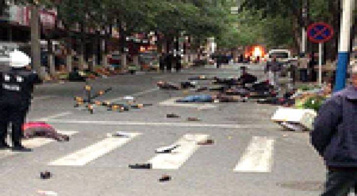 قتيلان وعشرات الجرحى بسلسلة انفجارات في شينجيانغ الصينية