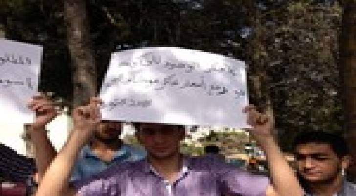 اعتصام للطلبة العائدين من اليمن