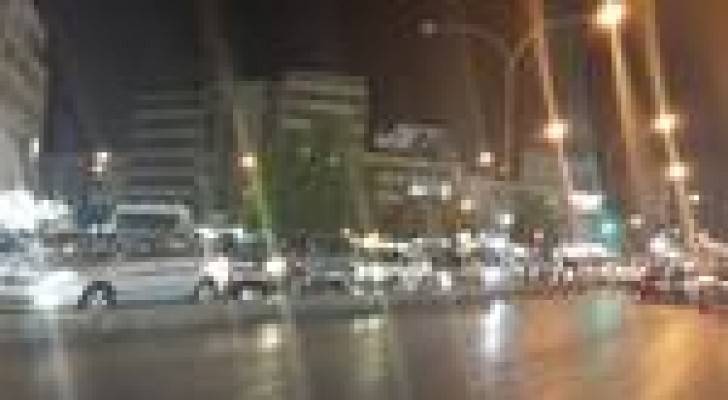 حريق في مجمع بمنطقة جبل الحسين ولا اصابات.. صور