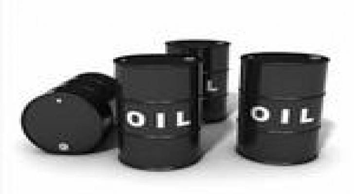 انخفاض سعر برميل النفط إلى 81.6 دولار