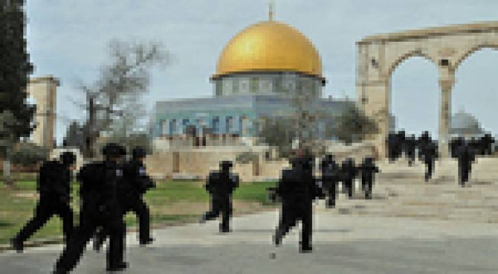 "الجسر العربي لحقوق الإنسان" يدين الاعتداءات الإسرائيلية على المسجد الأقصى
