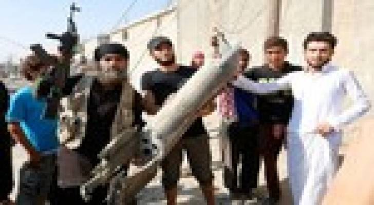 داعش يهدد بإعدام 100 شخص في العراق ويعدم قياديين انضما إليه من "النصرة"