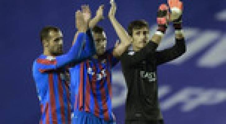 فالنسيا يفشل في استعادة المركز الثالث بالدوري الاسباني