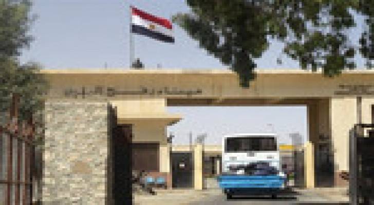 فتح معبر رفح في اتجاه واحد اليوم وغدا لعودة العالقين في مصر