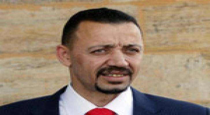 النائب الدميسي يوجهة اسئلة لرئيس الوزراء