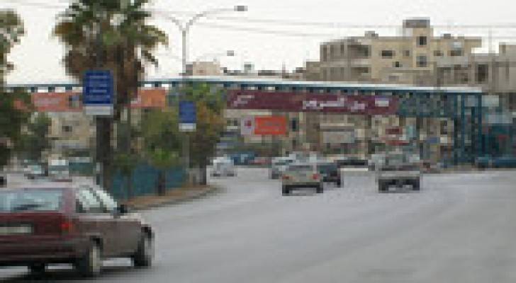 الزرقاء: تعبيد بعض الطرق بكلفة 3 ملايين دينار