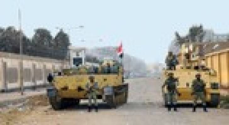 مقتل 3 جنود مصريين في تفجير بشمال سيناء