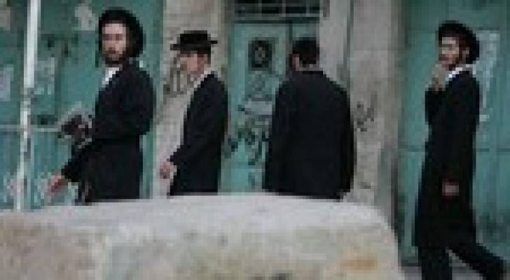 مستوطنون يكتبون شعارات "مسيئة" للنبي محمد في القدس