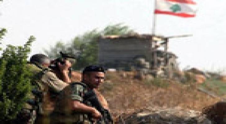 مقتل ٥ عسكريين لبنانيين خلال معارك مع مسلحين سوريين