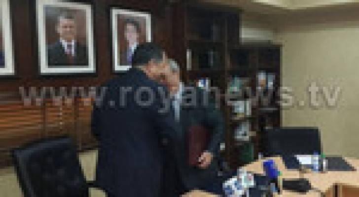 وزارة العدل ونقابة المحامين يوقعان مذكرة تفاهم في مجال المساعدة القانونية