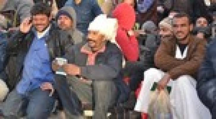 إجلاء دفعة ثانية من المصريين العالقين في ليبيا