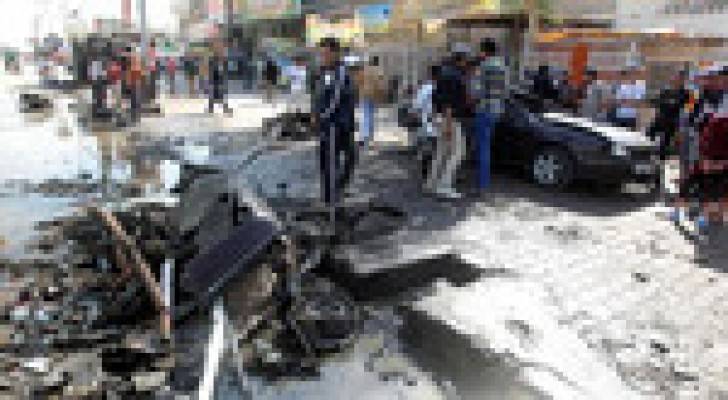 مقتل 10 وإصابة 30 بينهم رجال أمن في تفجيرات ببغداد