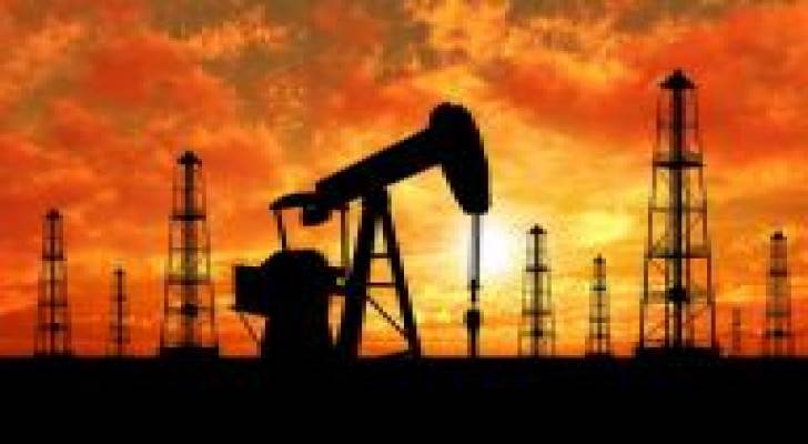 تراجع طفيف لأسعار خام برنت ليسجل 56.21 دولار للبرميل