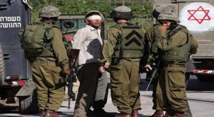 الجيش الإسرائيلي يعتقل شابا فلسطينيا على حدود غزة