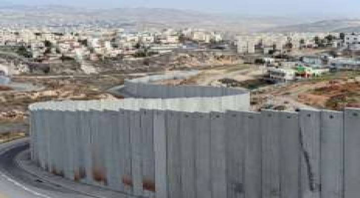 خبراء: استمرار الاستيطان وبناء الجدار انتهاكات إسرائيلية للقانون الدولي