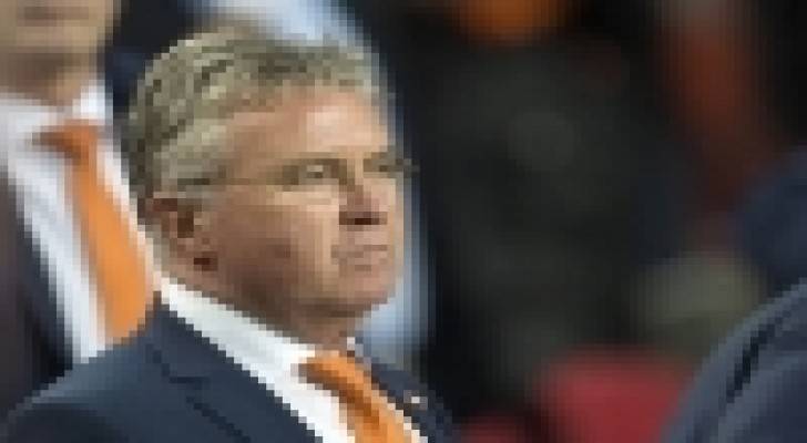 هيدينك يرحل عن تدريب المنتخب الهولندي