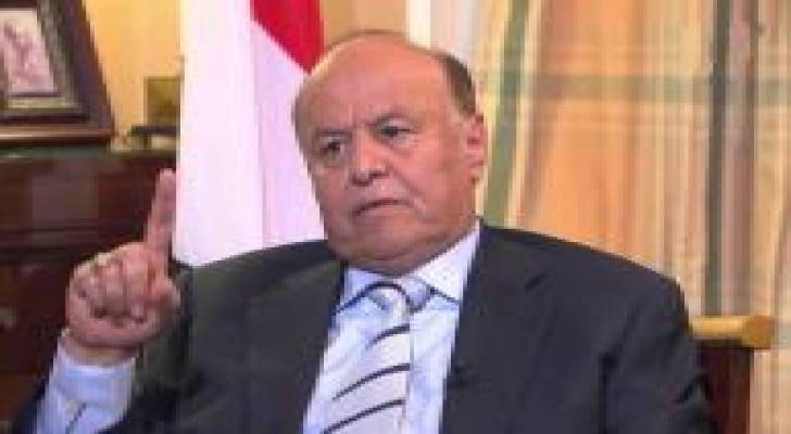 الرئيس اليمني يشرف على عملية "السهم الذهبي" لتحرير عدن