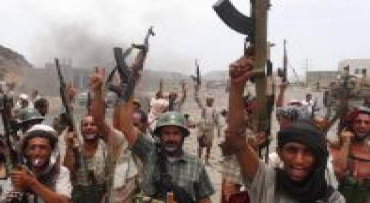 القوات الشرعية تواصل طرد الحوثيين من تعز