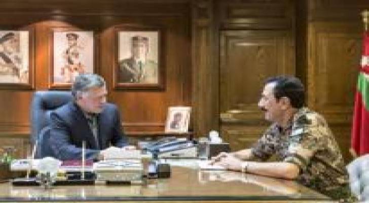 الملك يزور القيادة العامة