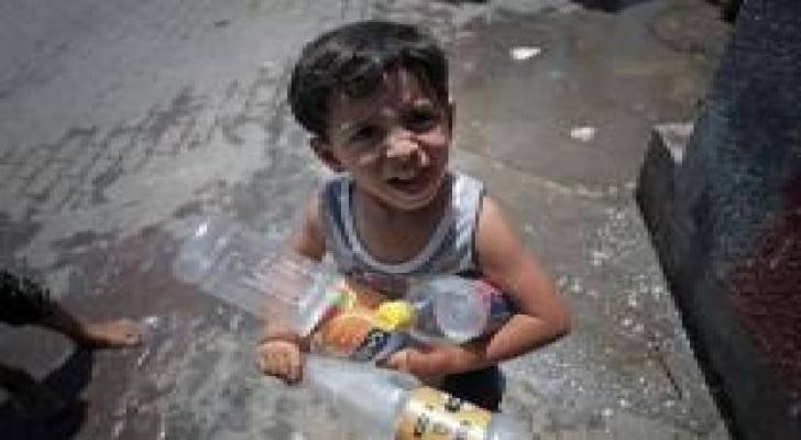 120 الف فلسطيني في غزة بدون مياه بسبب الحرب الاسرائيلية
