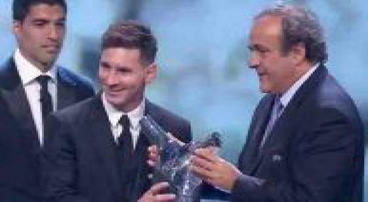 ميسي يتوج بجائزة أفضل لاعب في أوروبا لعام 2015