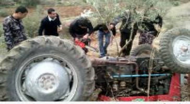 وفاة و4 إصابات إثر تدهور "تركتر" زراعي في الطفيلة