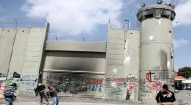 أضرار بإطلاق نار باتجاه برج عسكري للاحتلال قرب القدس