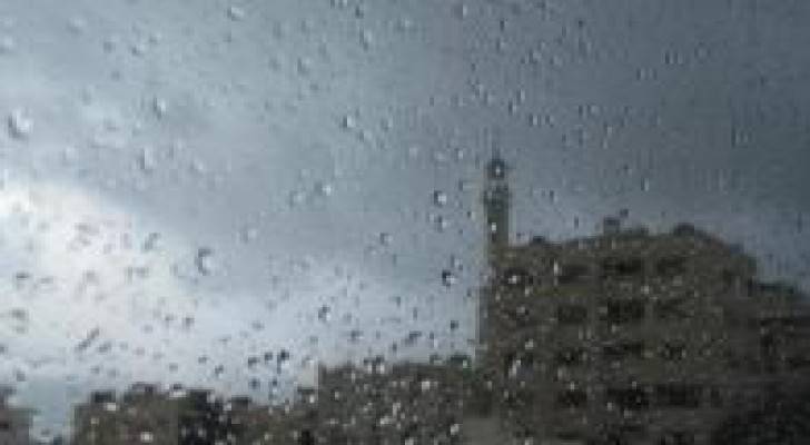 الأمطار واردة في عمان والمدن الأردنية بدءا من ليلة الأحد/الإثنين