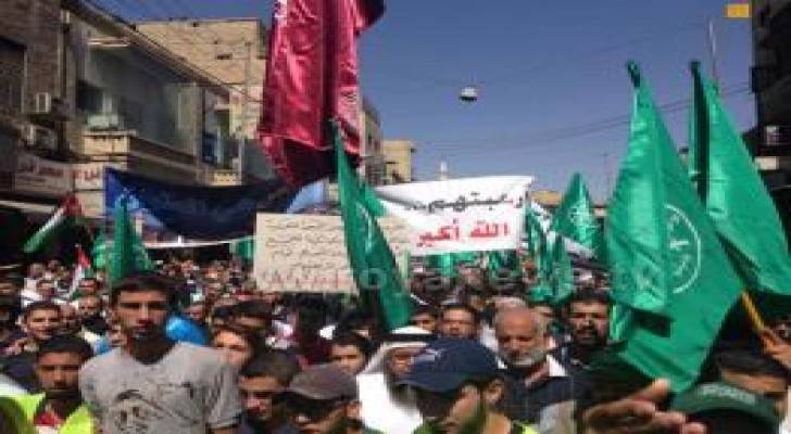 عمان : مسيرة في وسط البلد نصرة للأقصى..صور