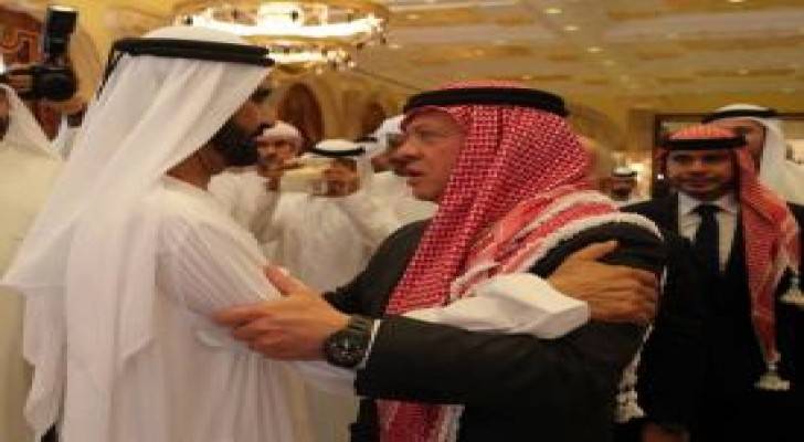 الملك يغادر إلى دبي لتقديم واجب العزاء بوفاة الشيخ راشد بن محمد آل مكتوم.. صور