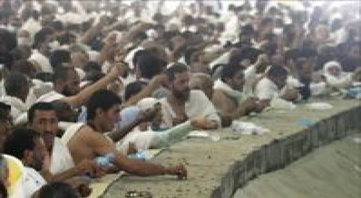 الحجاج المتعجلون يختتمون مناسك الحج