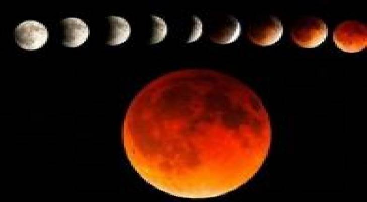 موعد بدء ظاهرة خسوف القمر العملاق بالتوقيت المحلي لكل دولة عربية