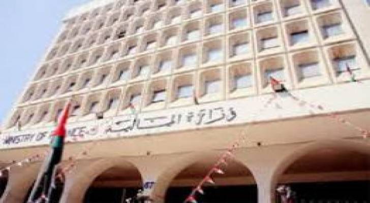 374 مليون دينار عجز الموازنة العامة في 7 أشهر