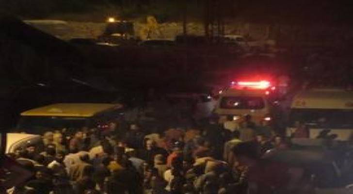 اعتقال شابين واصابة 4 خلال مواجهات في بيت أمر