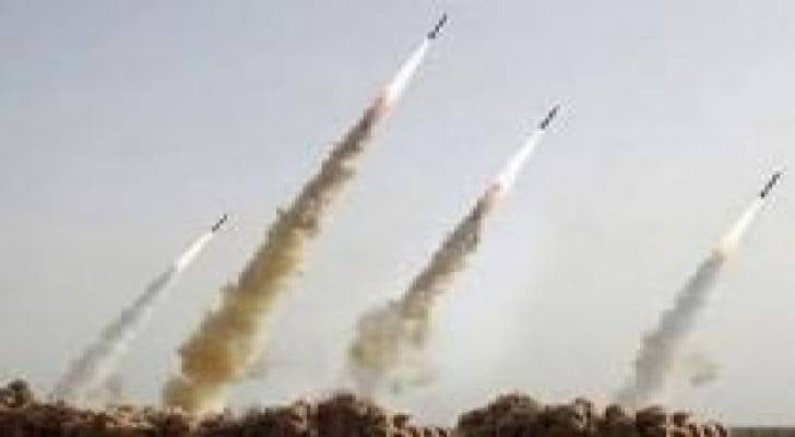 عشرات القتلى بهجمات صاروخية على"مجاهدي خلق" الإيرانية قرب مطار بغداد