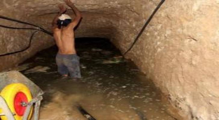 انهيار أرضي كبير على حدود غزة ومصر بعد ضخ الجيش مياهاً بالأنفاق