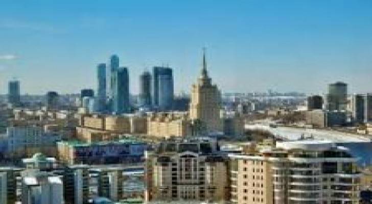 موسكو تواجه إجلاء نحو 80 ألف روسي من مصر بعد تعليق الرحلات
