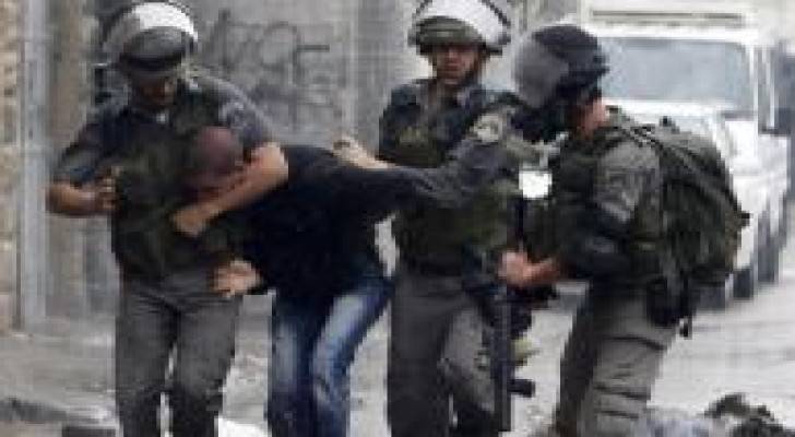 الاحتلال يعتقل 25 فلسطينيا